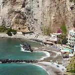 The Cave On The Sea * Meta